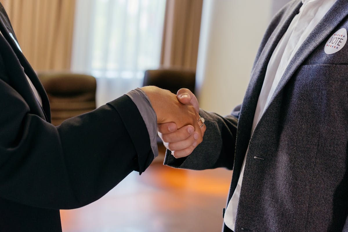 5 Boundary Rituals to Establish in Week 1 of Every Client Engagement