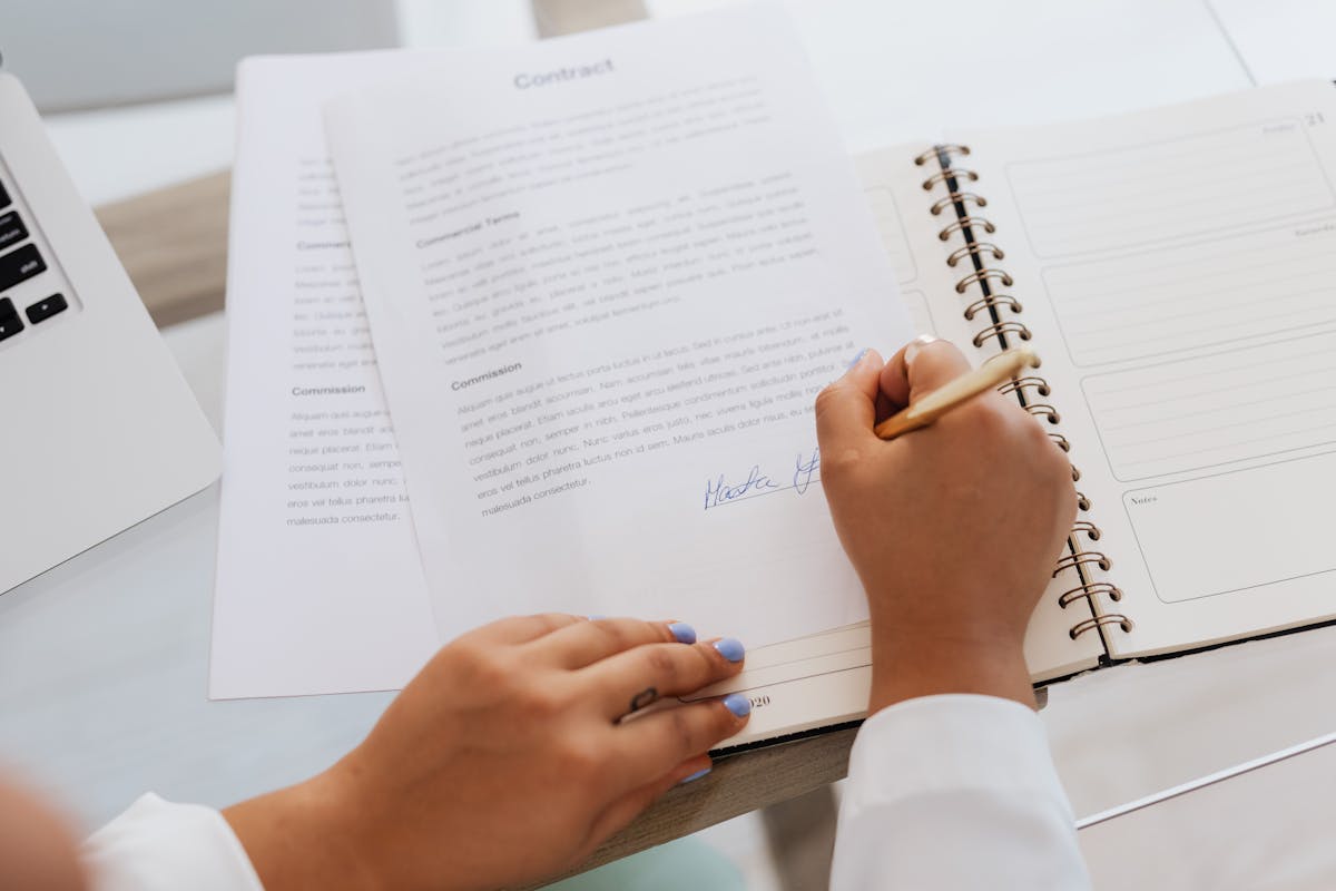 The "Walk-Through Close": Reviewing the Contract Live on the Call to Remove Friction