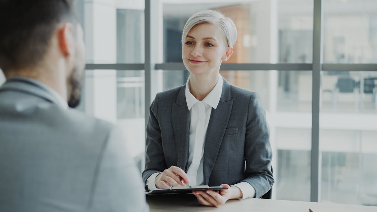 The 'Confidence Calibration' Question: Asking the Buyer to Rate Their Certainty