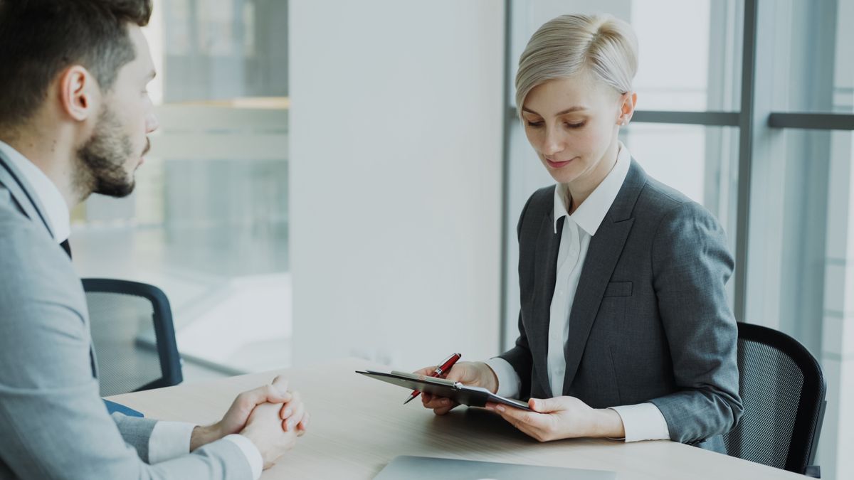 Labeling Emotions in Discovery: Naming the Buyer's Concern Before They Voice It