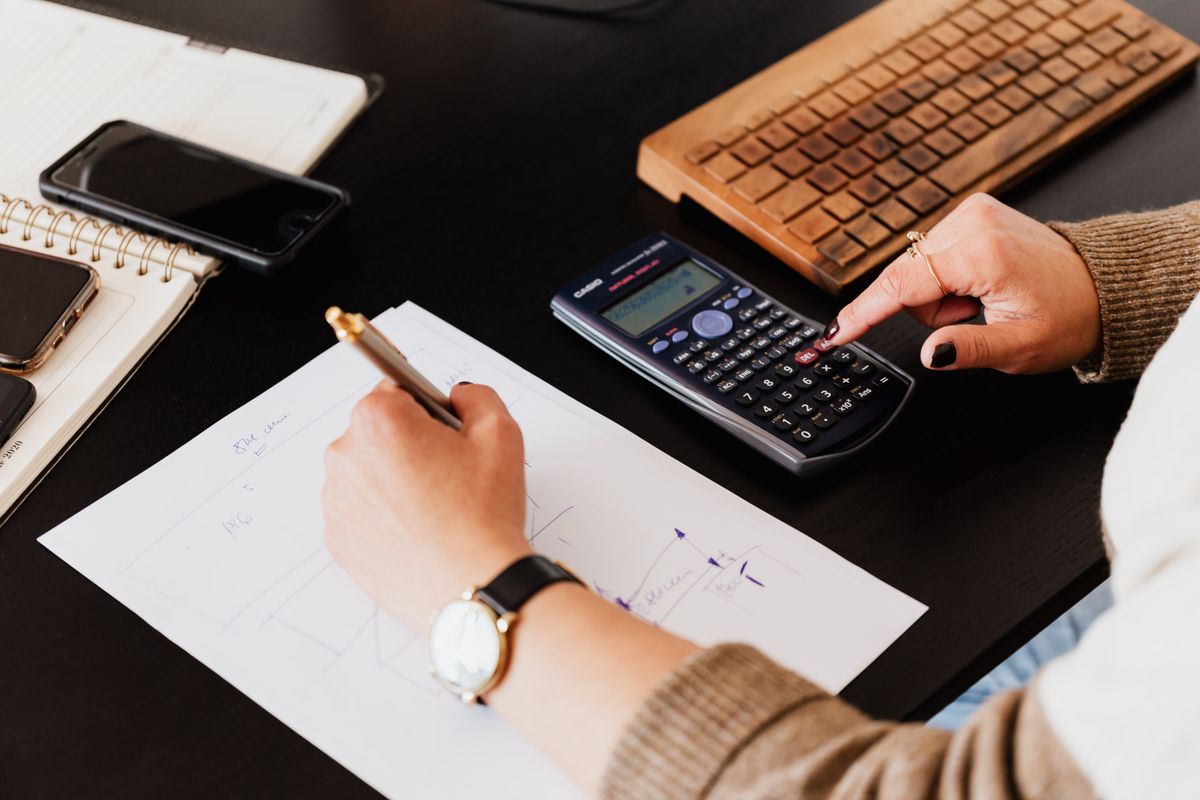 How to Write Invoice Line Items That Actually Get Paid Faster