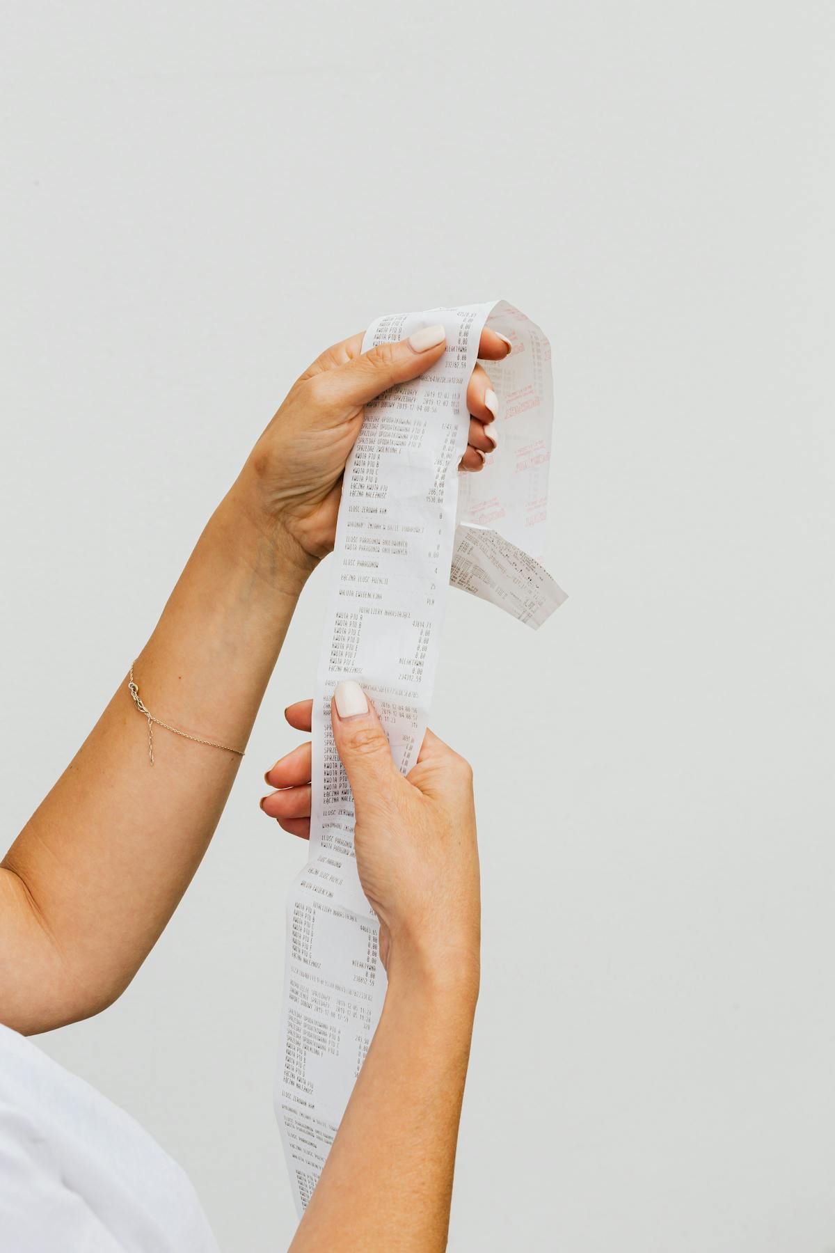 Bill vs Receipt: The Difference That Matters for Freelancers