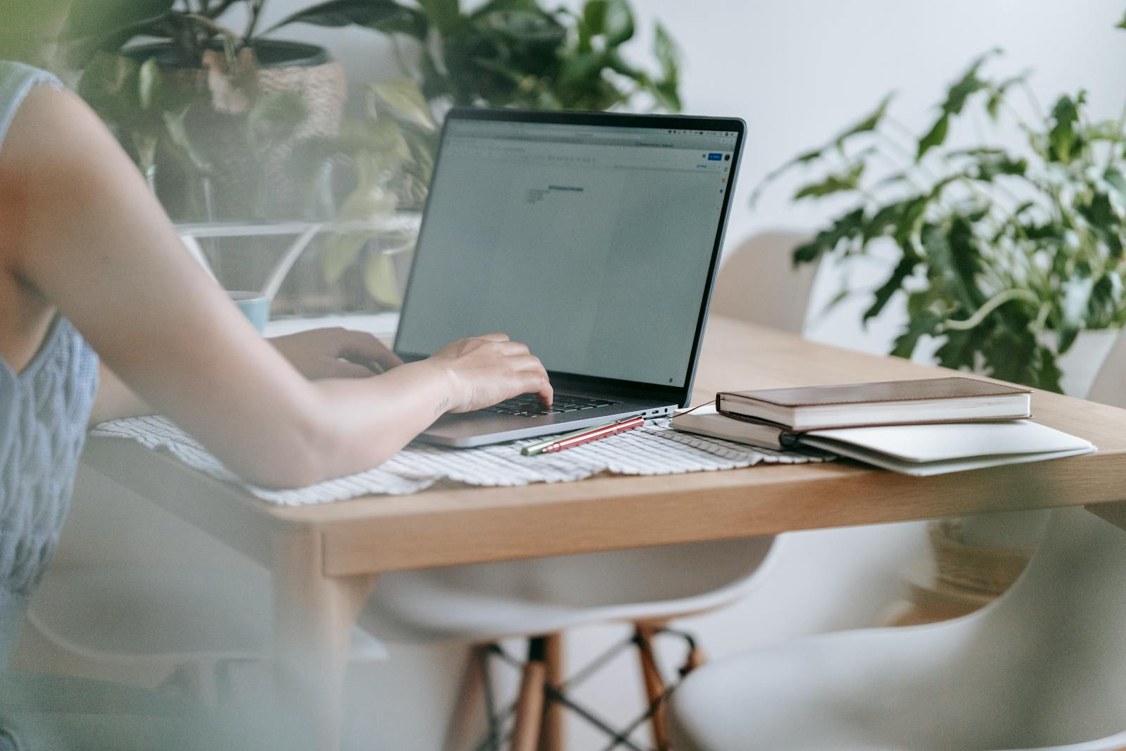 Fiverr vs. Upwork: ¿Cuál Es Mejor para Freelancers en Latinoamérica?