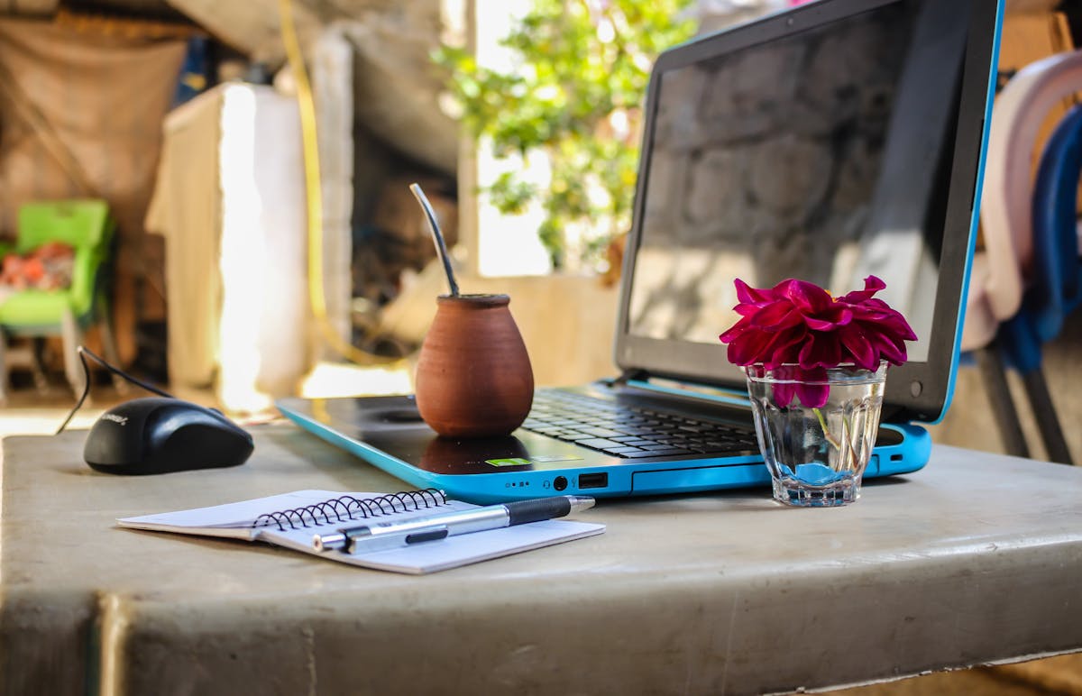 What Are the 5 C's of Email Etiquette for Freelancers?