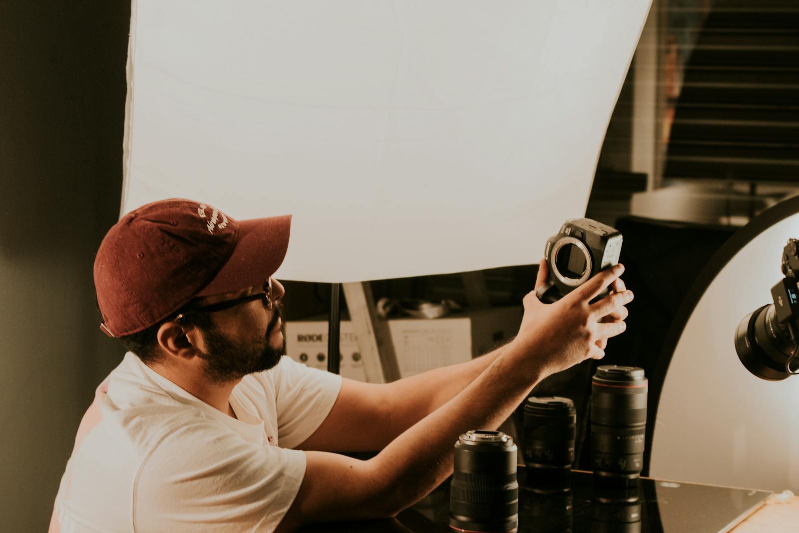 AI Invoice Generator vs. Manual Invoicing: What's Actually Worth Your Time