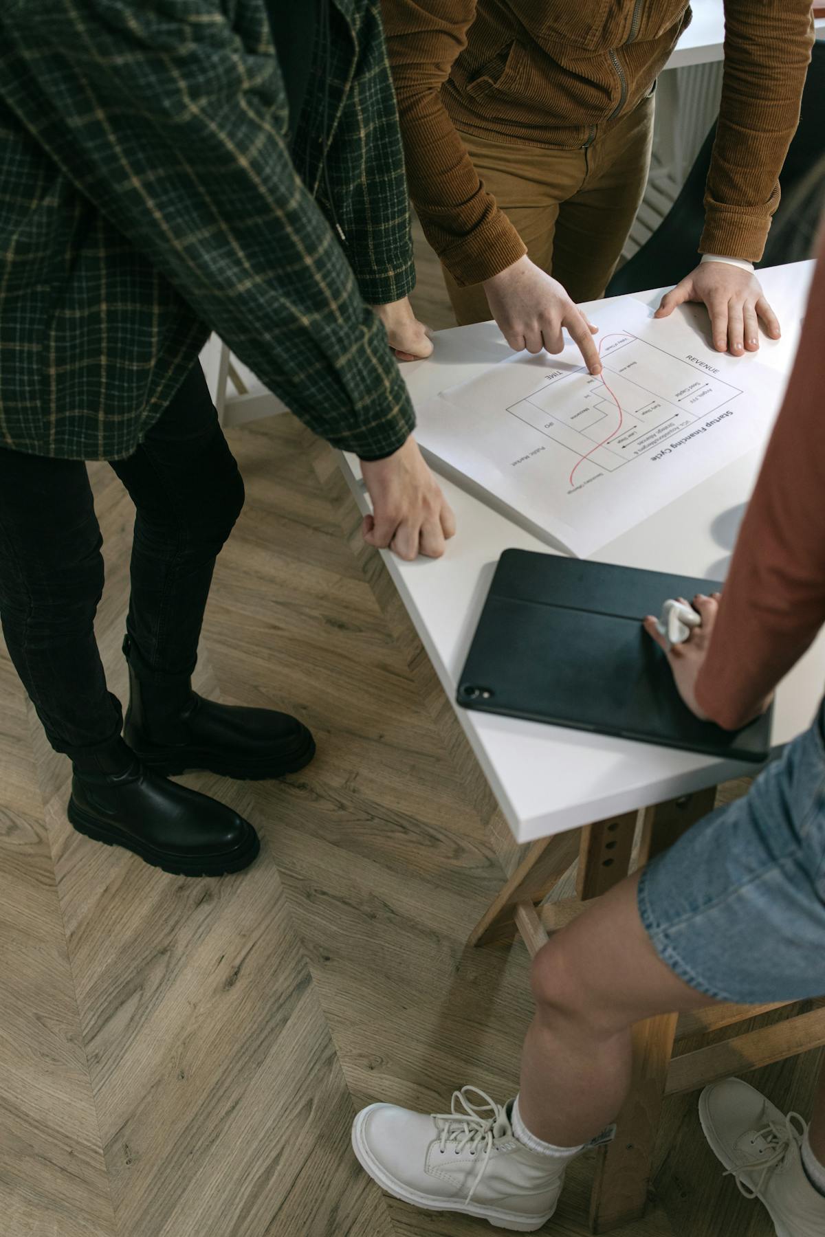 Fee Retainer Agreement: What It Is and How to Set One Up