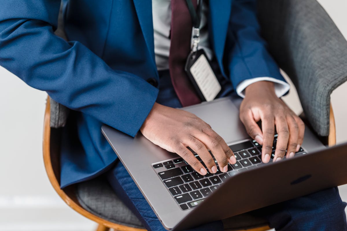 What Are the 5 C's of Email Etiquette?