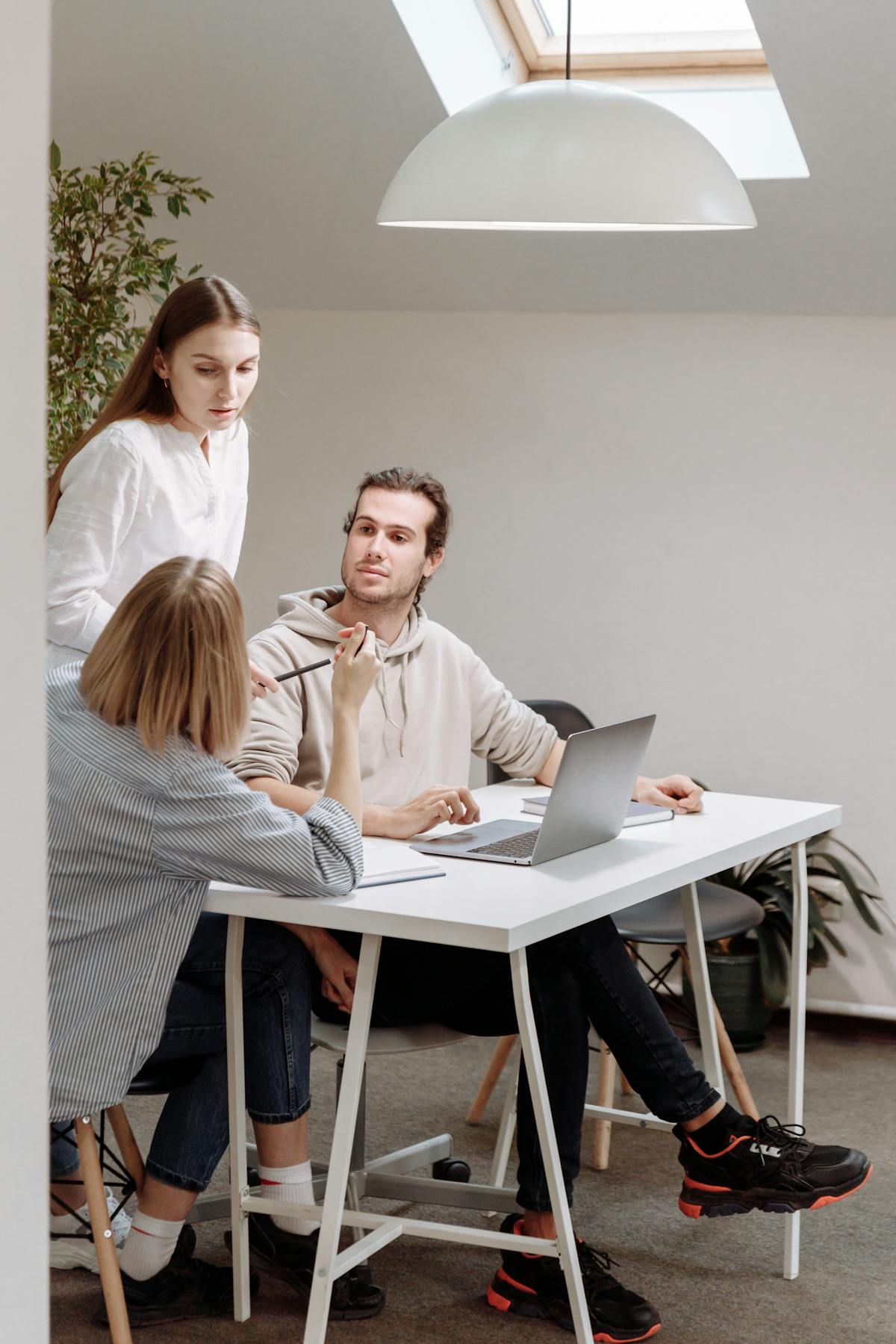 How to Get Clients as a Beginner Freelancer