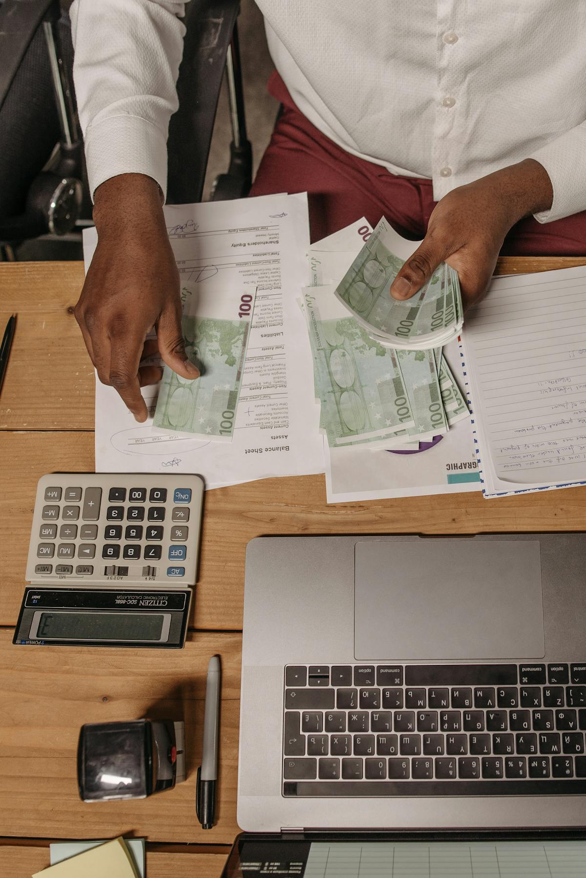How to Follow Up on an Invoice Professionally