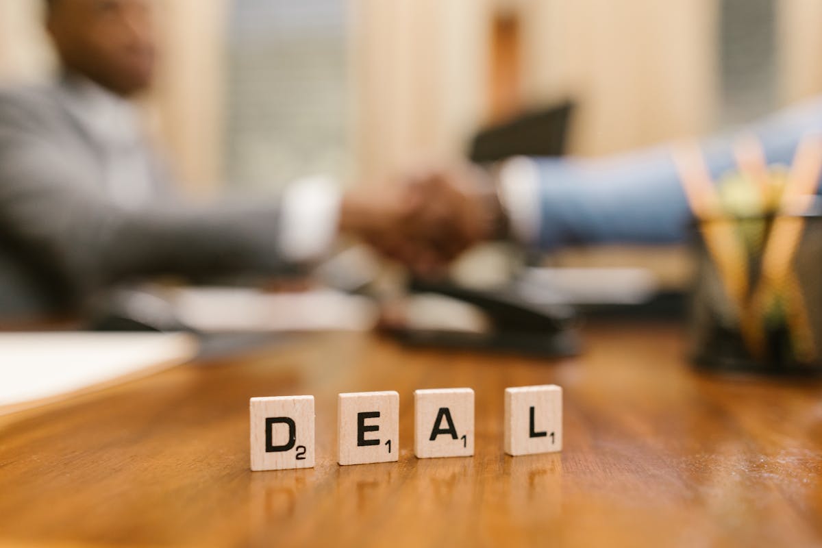 The "Silent Negotiation" Tactic: Why Pausing After a Counter-Offer Wins Better Terms