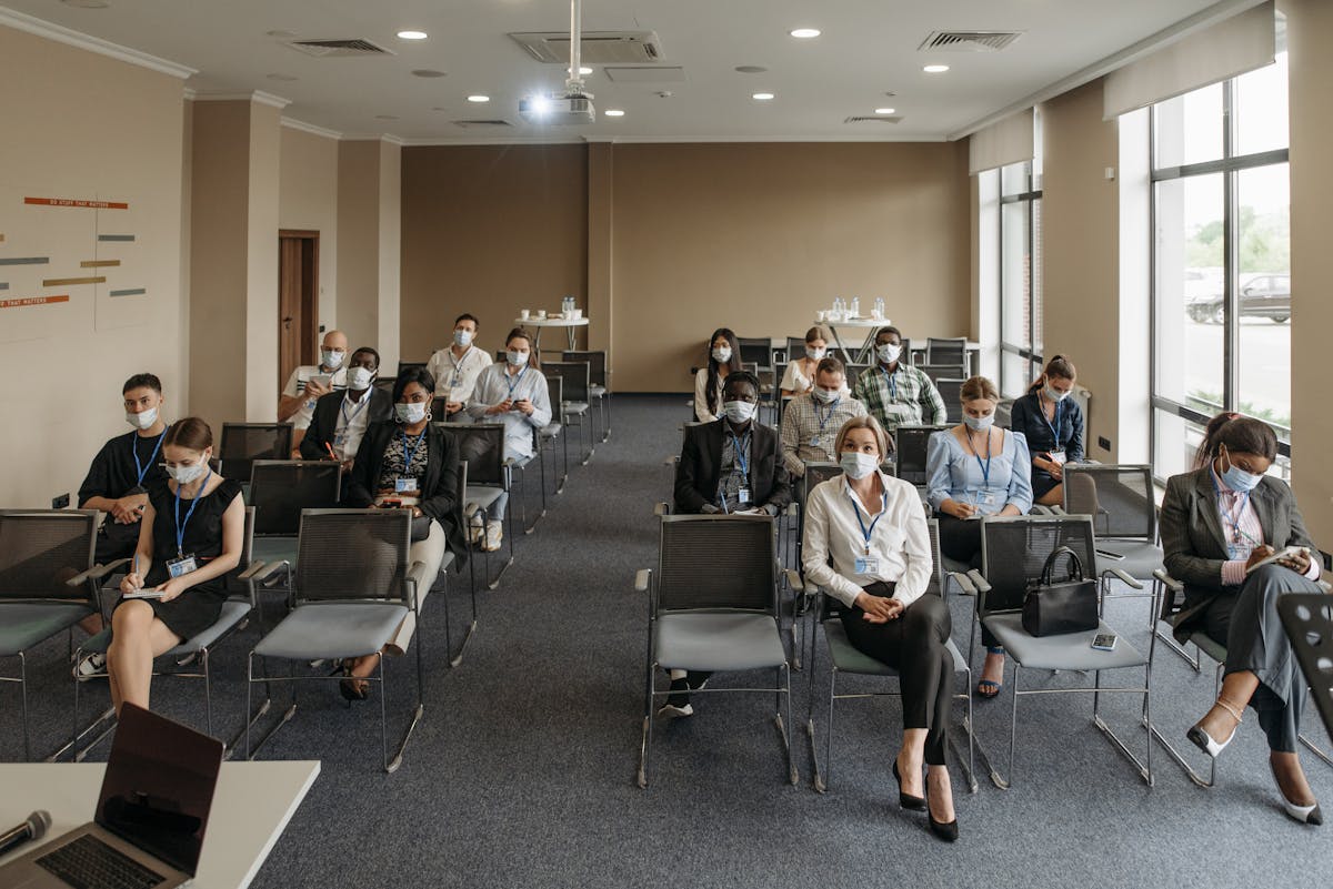 Six First-Week Onboarding Mistakes That Cost Freelancers Retainers