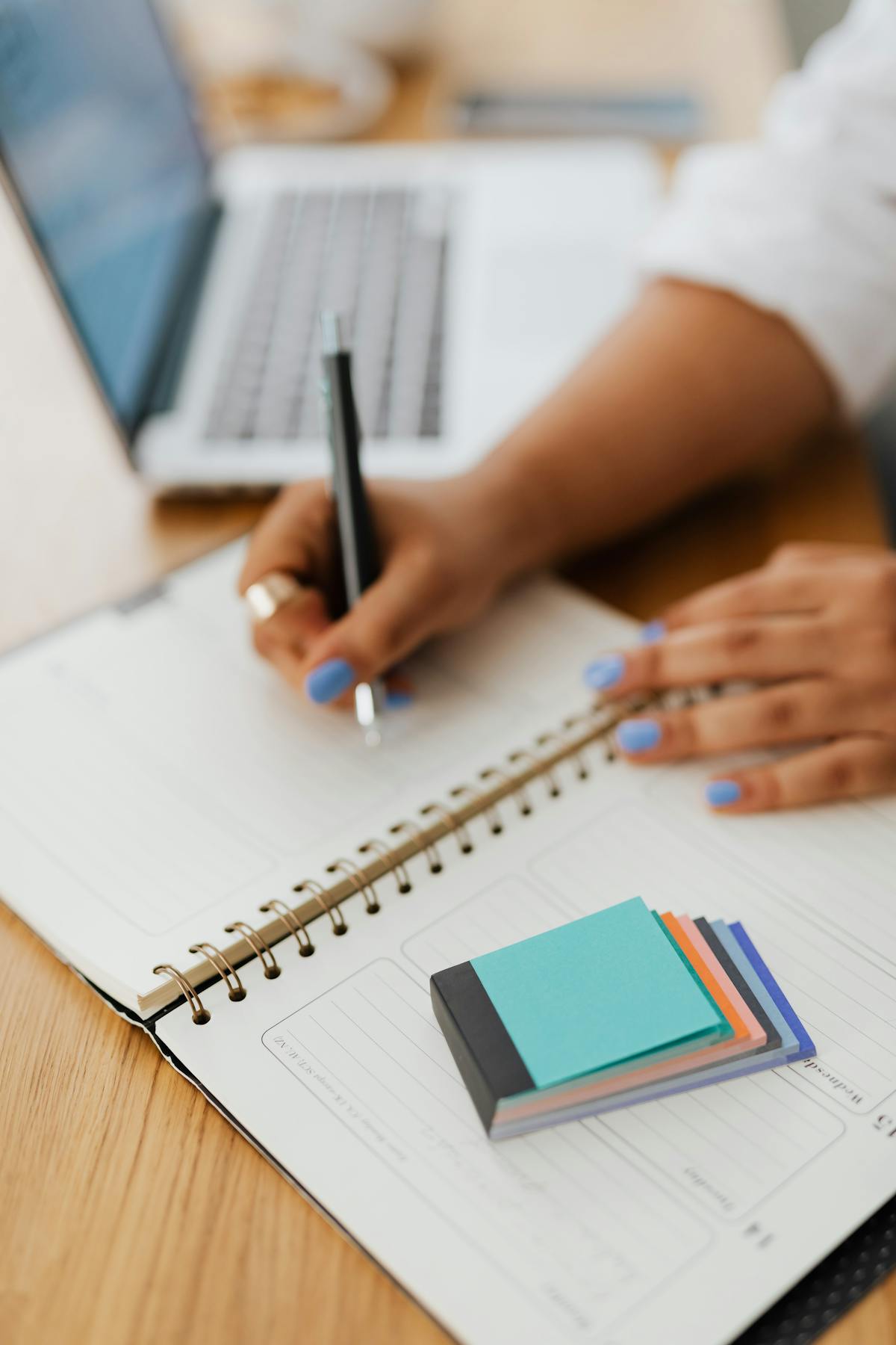 5 Meeting Rules That Reclaim 4-6 Hours Per Week Without Losing Clients