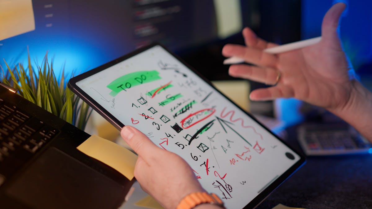 The 5-Day Distraction Audit That Shows You Where Your Day Actually Goes