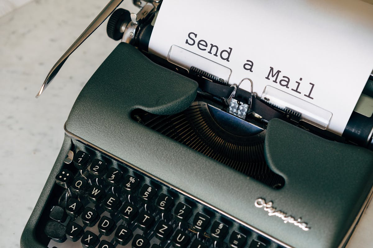 The 9-Word Cold Email That Restarts Stalled Conversations
