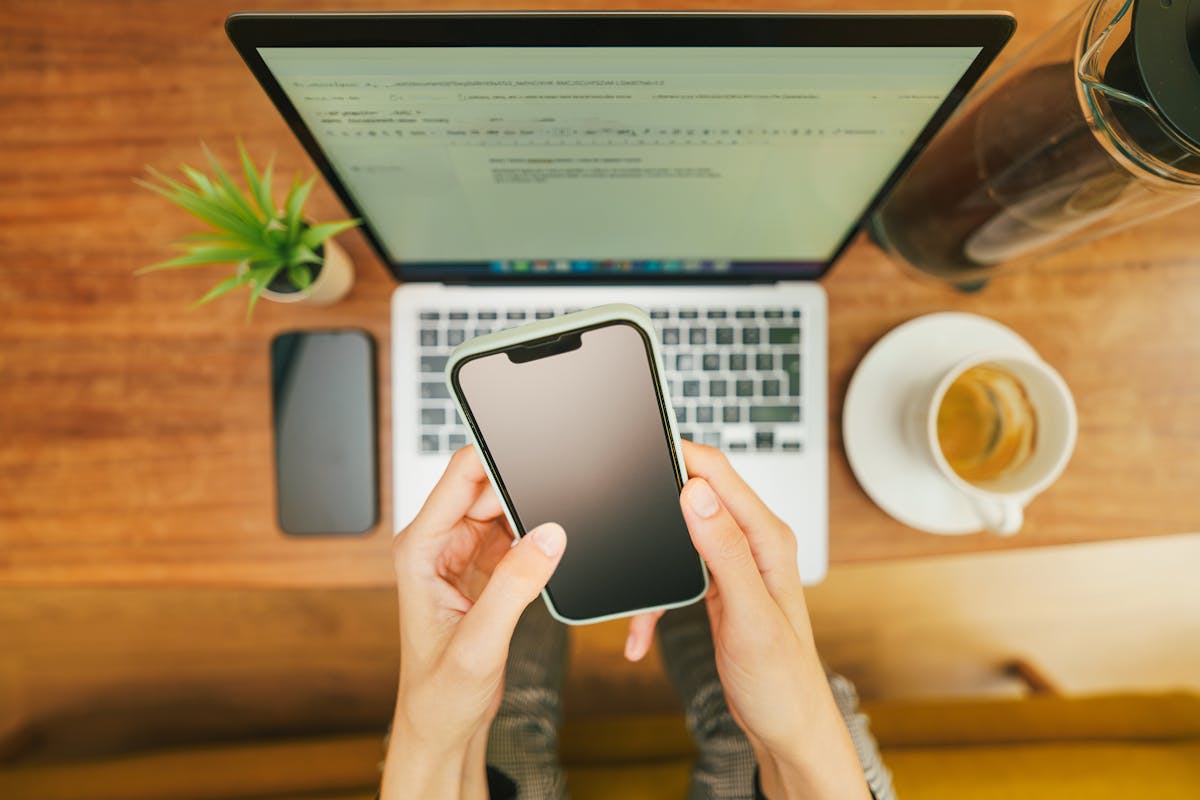 Offer Letter Follow-Up Email: When and How to Send It