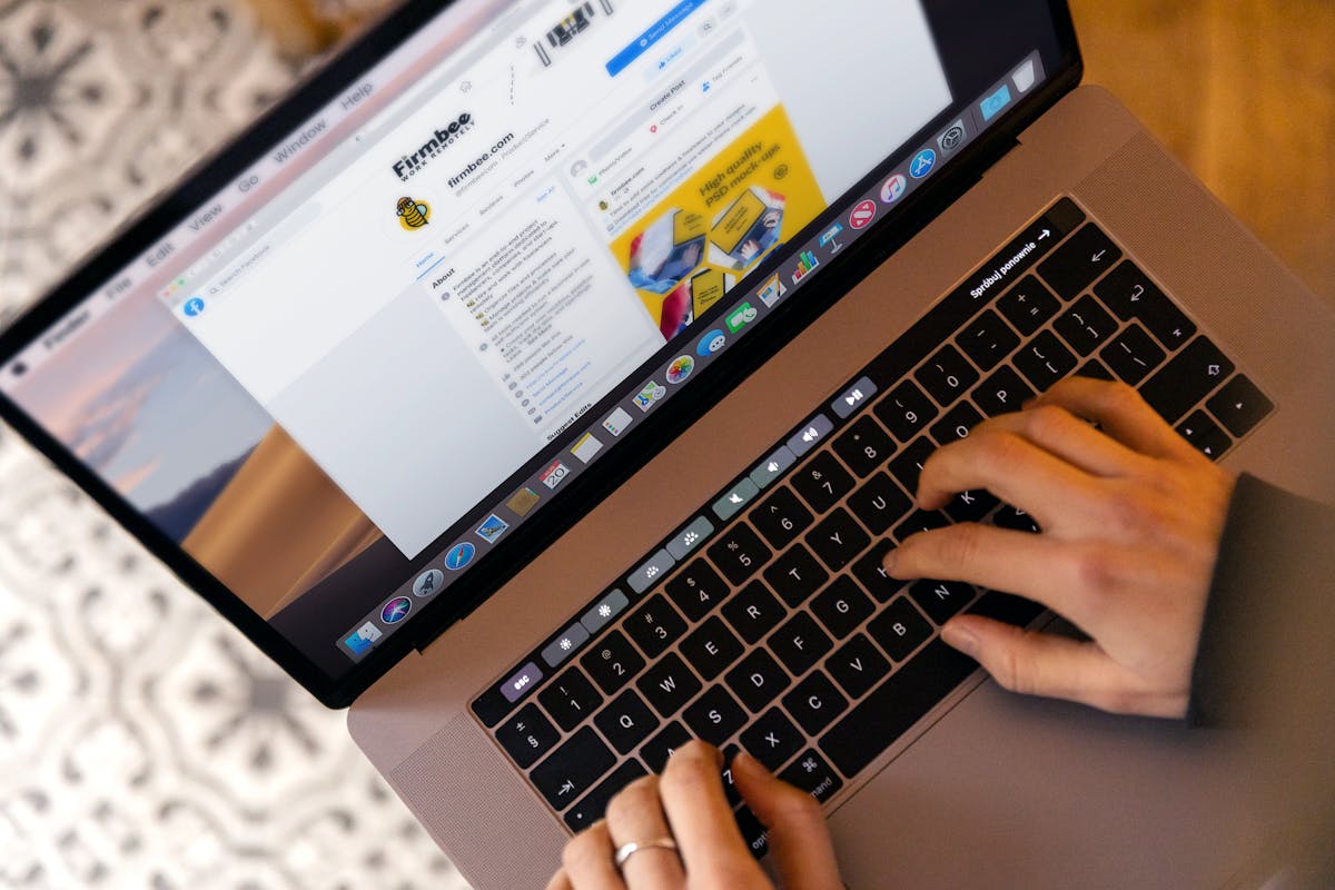 Cold Email Tone Calibration: Matching the Buyer's Industry Formality Level