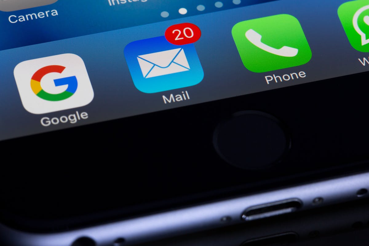 The 9-Word Cold Email That Restarts Stalled Conversations