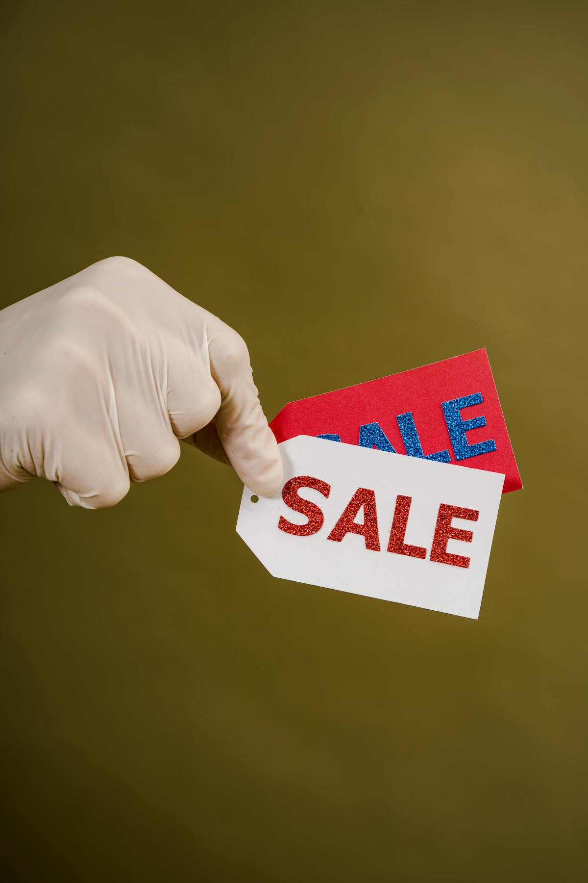 Price tag discount concept