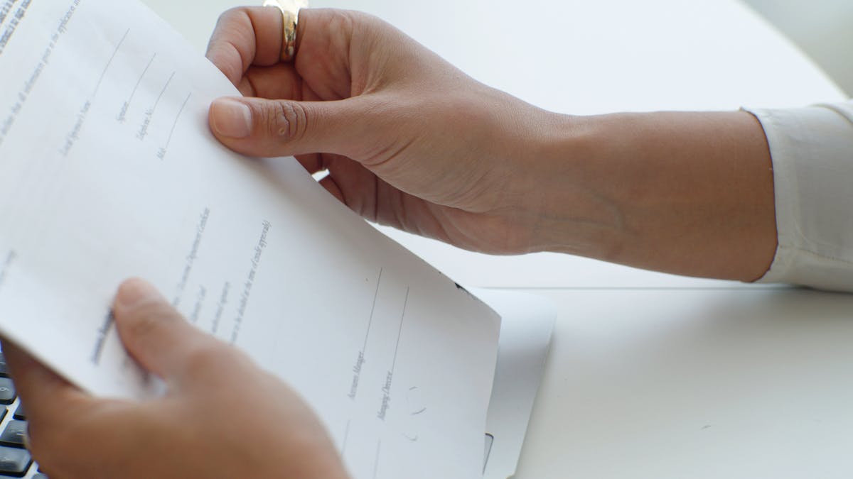How to Write a Quotation for a Contract