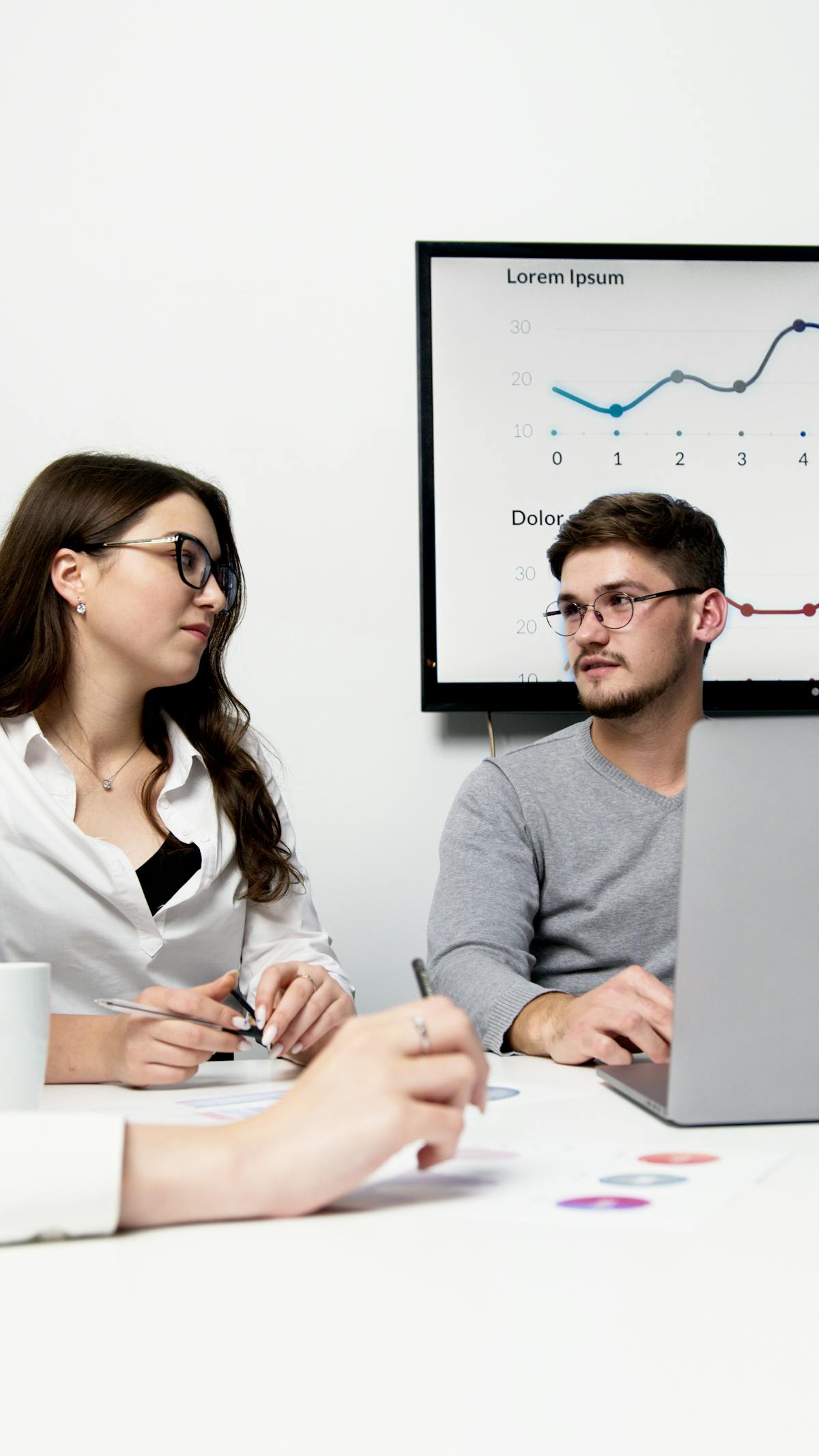 Pattern Interrupts That Actually Work: 9 Opening Lines That Bypass the Buyer's Filter