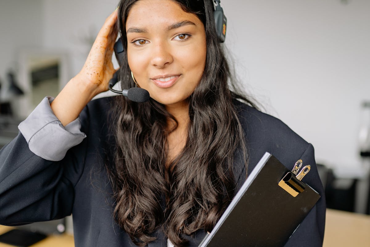 Podcast-Guest Prospecting: Turning Episode Listens Into 6-Figure Engagement Conversations