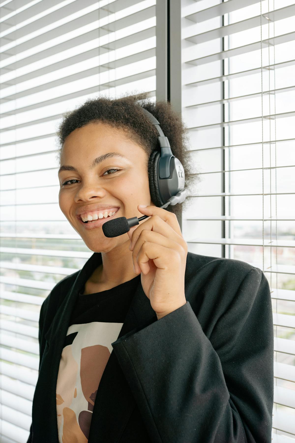 The Dream 100 List: How to Land Your Best Clients Over 12 Months