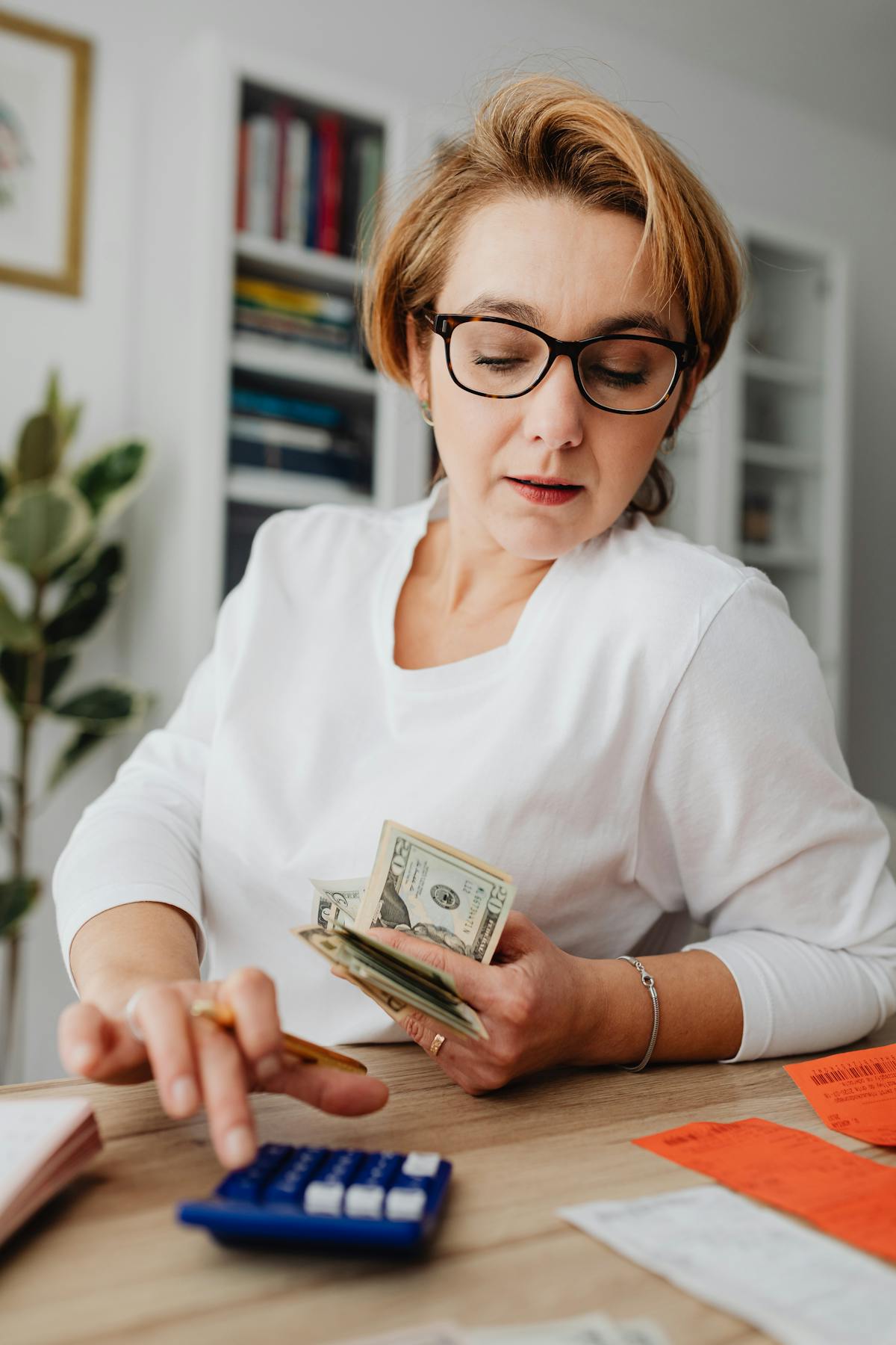 How Long Can an Invoice Be Overdue? (Legal Deadlines + Action Plan)