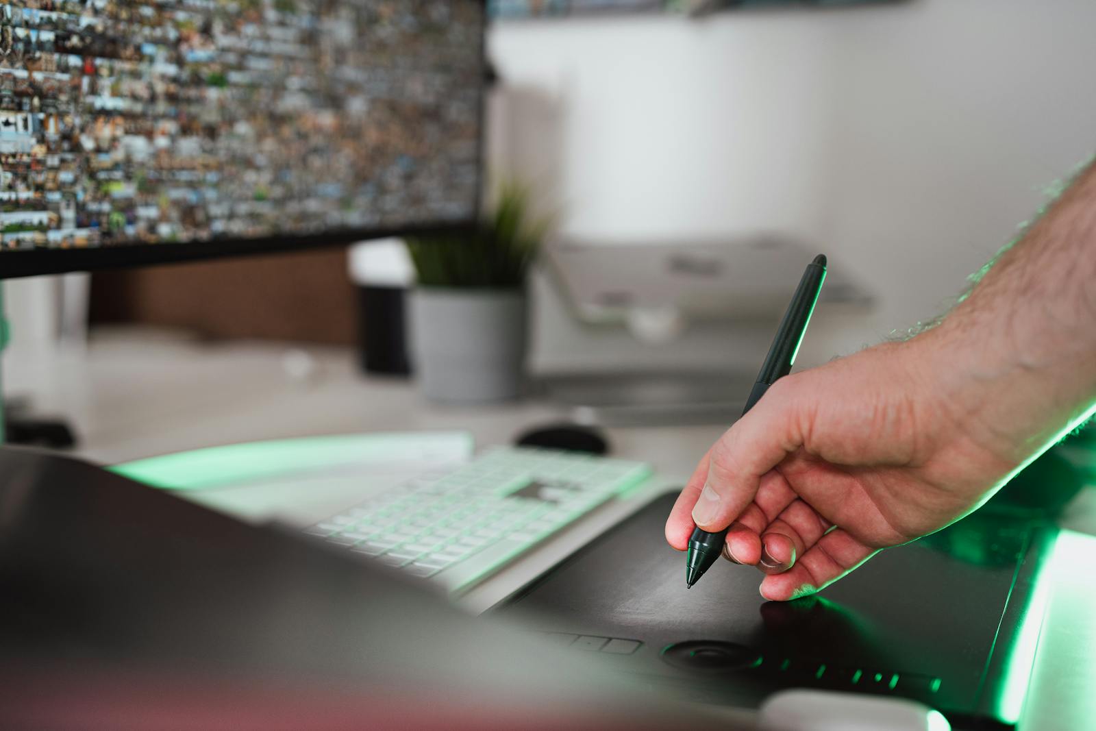The 4-Touch Quarterly Check-In Rhythm for Retainer Clients