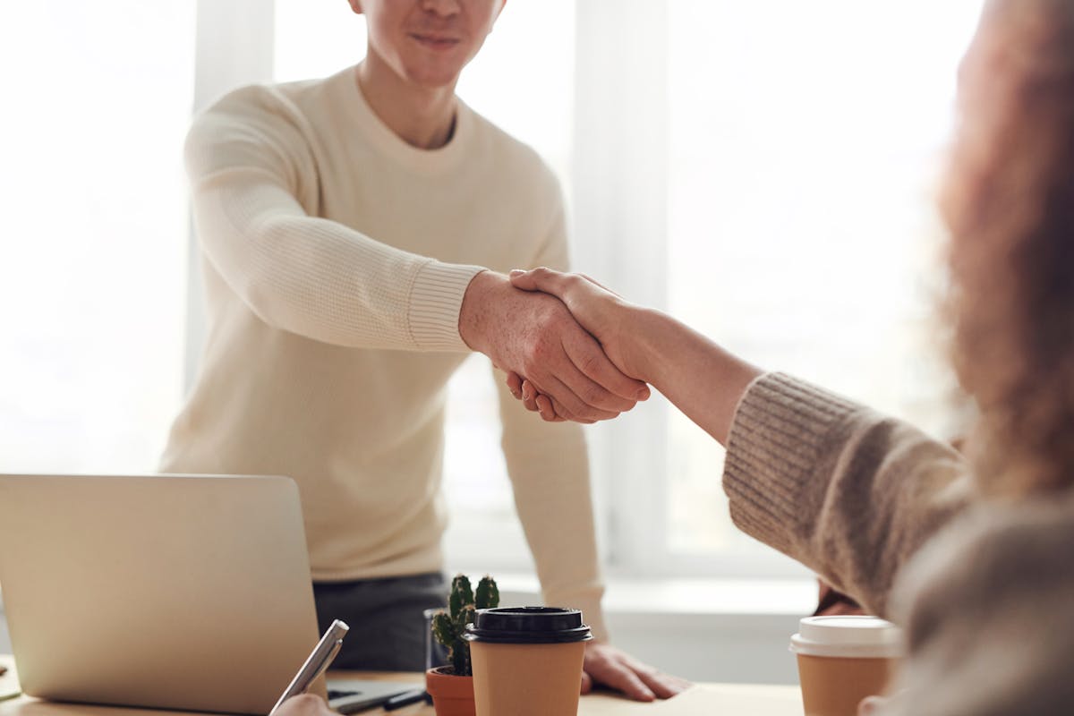 The Client Anniversary Gift: What to Give, When, and Why It Works