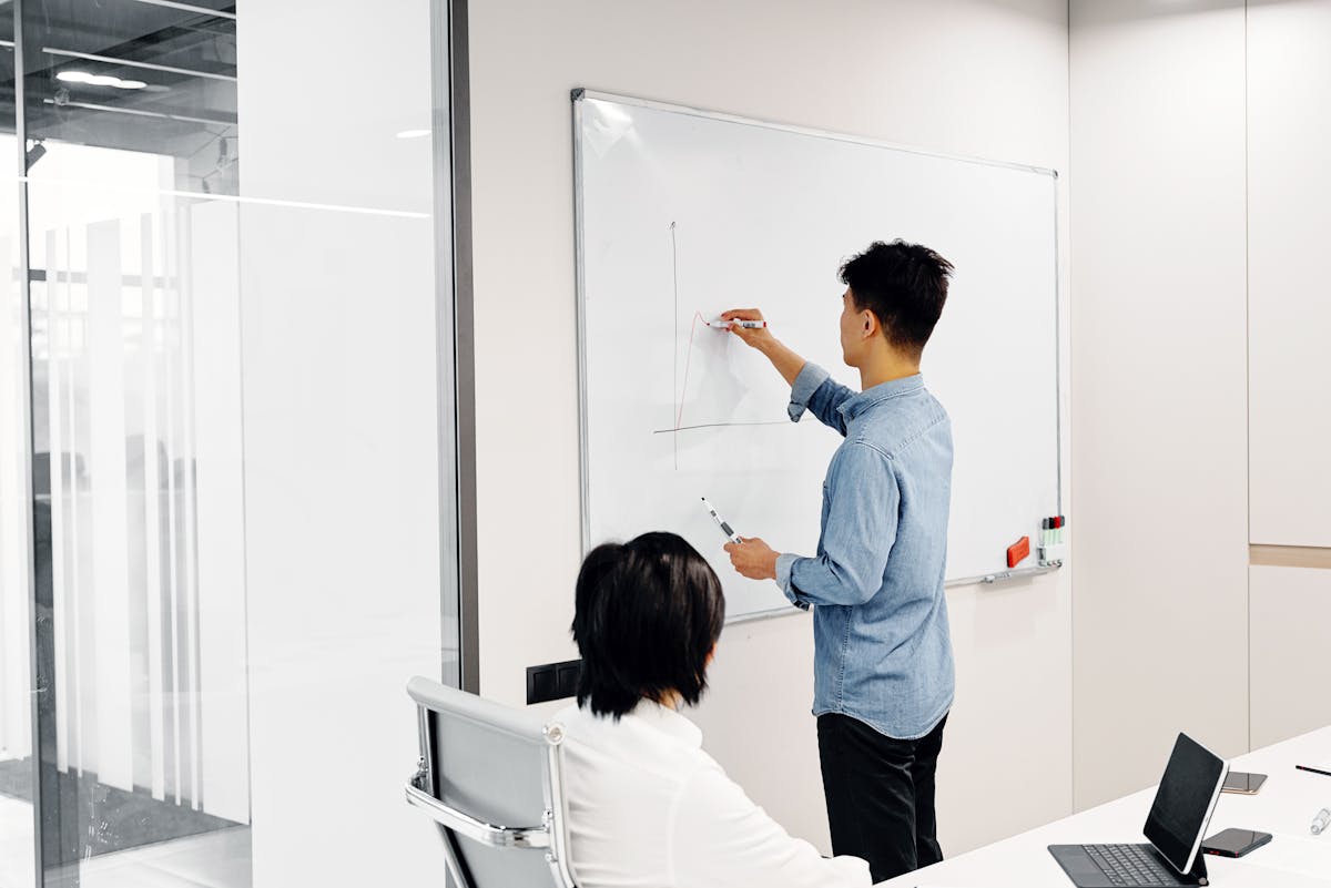 Hire a Sales Rep on Commission Only: What Freelancers Need to Know