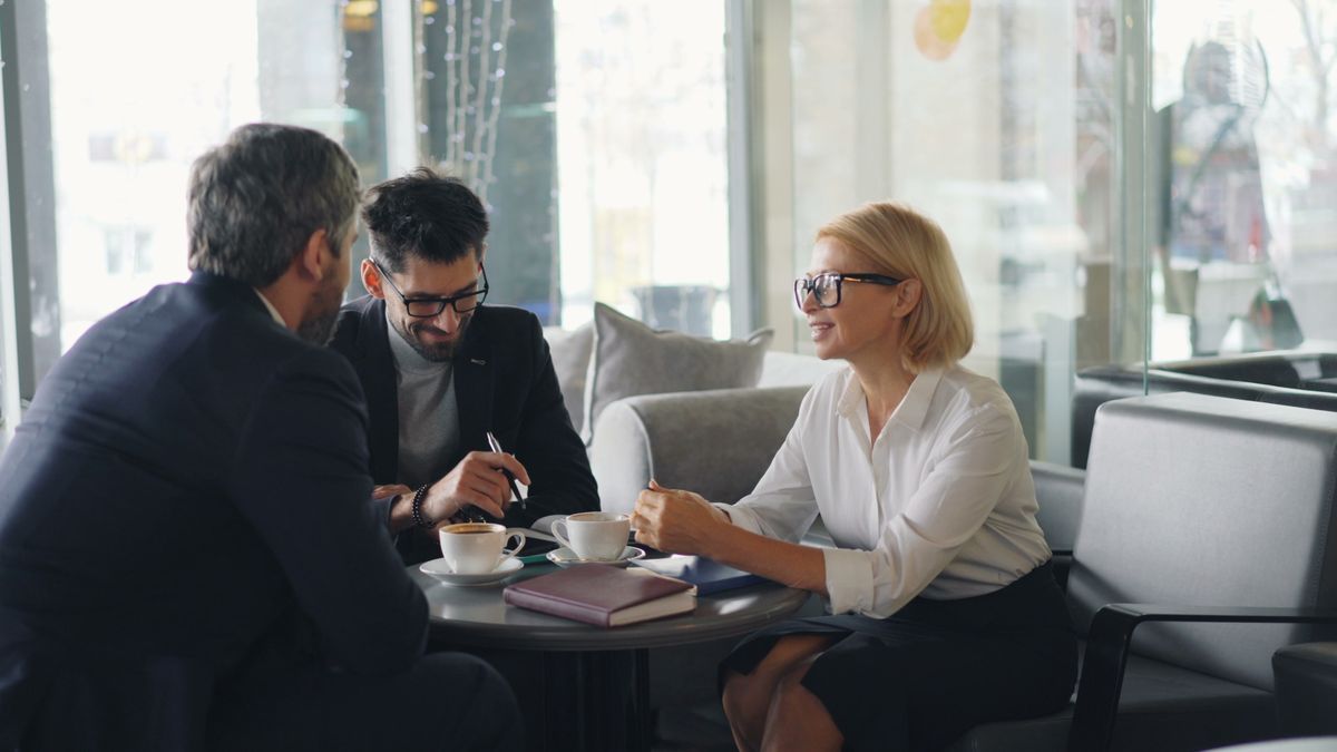 Consulting business advisor meeting