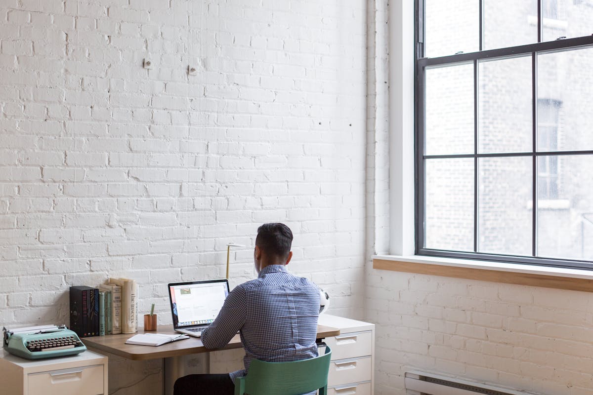 The Complete Freelance Developer Business Guide (2026)