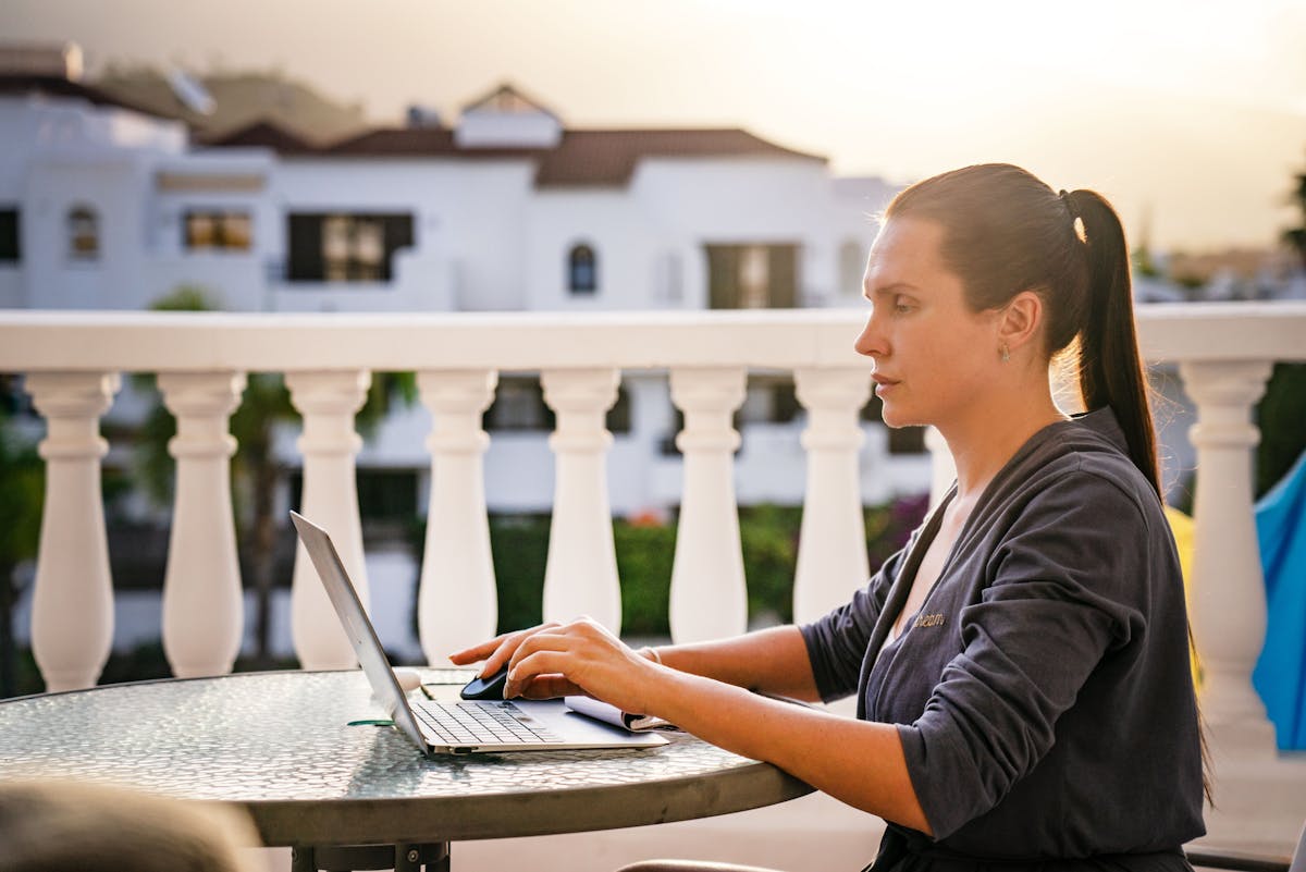 Professional Services Retainer Agreement: What to Include