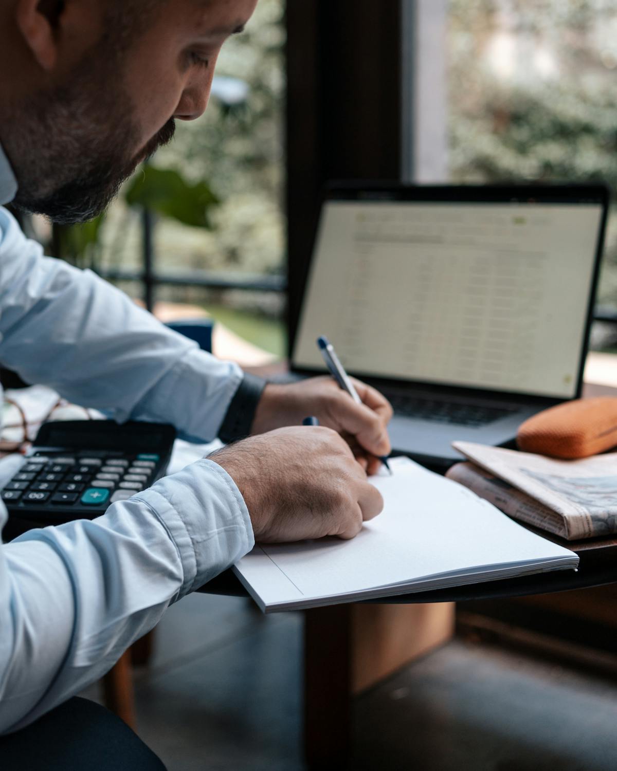 Can You Make 1,000 Dollars a Month Freelance Writing in 2026?
