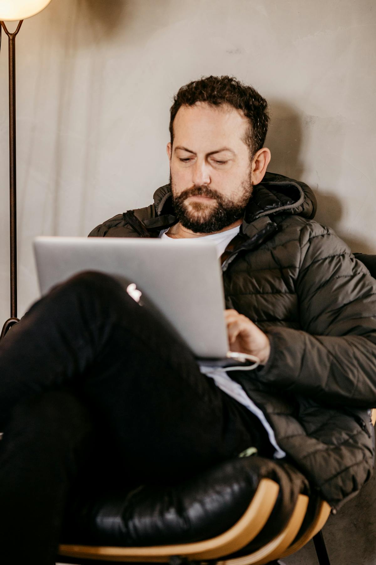 How to Get Clients as a Beginner Freelancer: What Actually Works