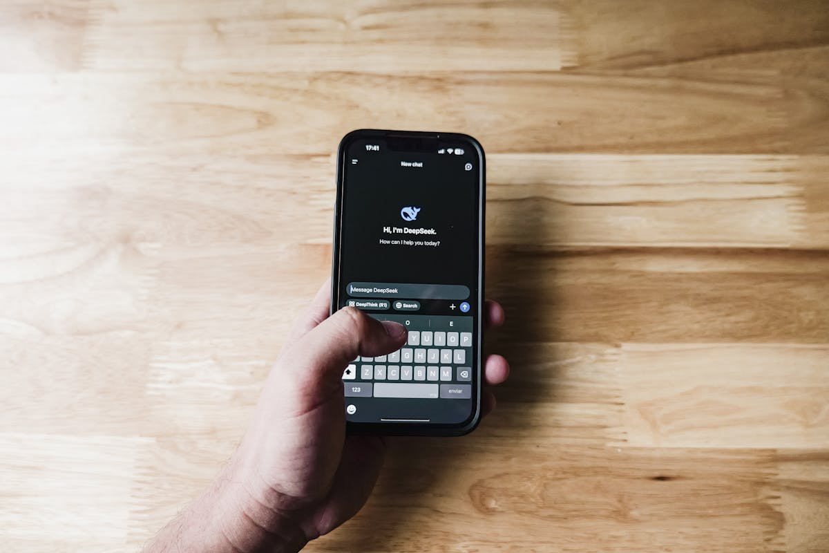 Free AI Tools for Writing Professional Emails (No Login Required)